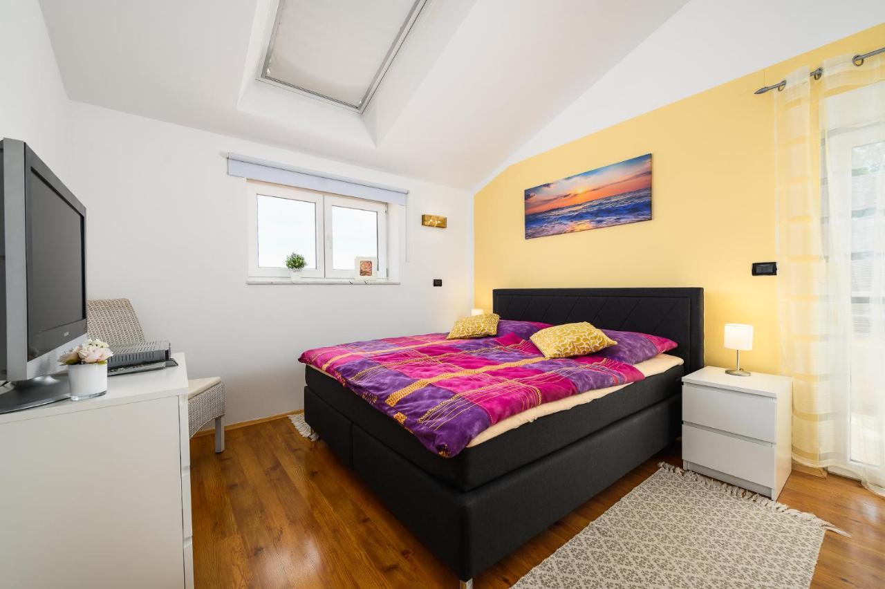 Villa Elisa Kastelir Bagian luar foto